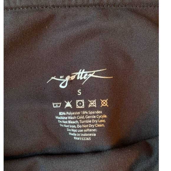 X by Gottex Active Black Capris Size S - Picture 4 of 4